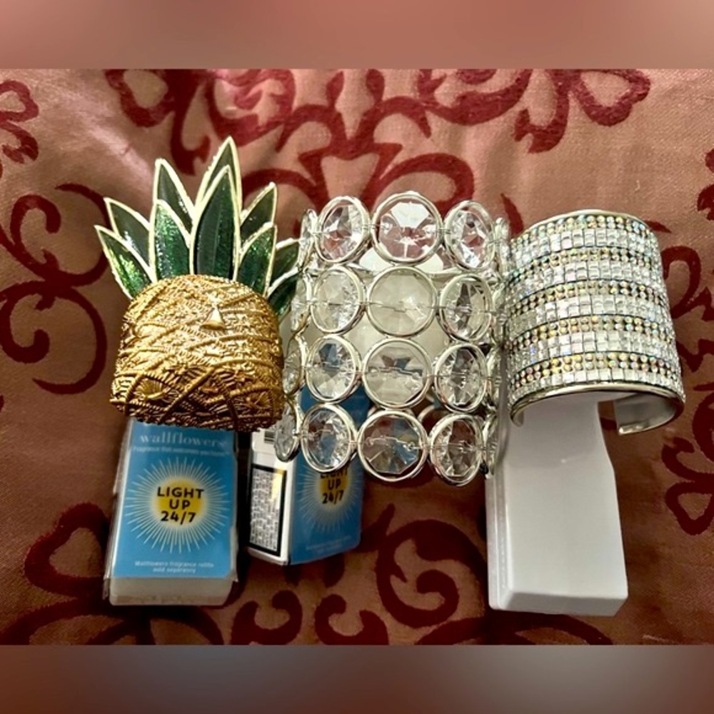 Bath & Body Works Wall Flowers